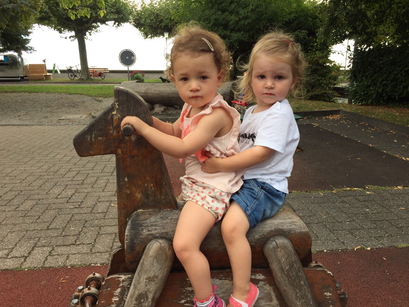 Les membres de Rolyat